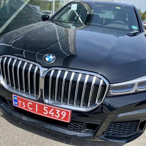 BMW 7-серии из Германии (48150)