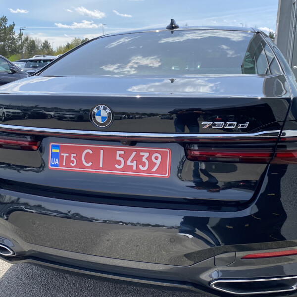BMW 7-серии из Германии (48182)