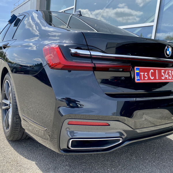 BMW 7-серии из Германии (48174)