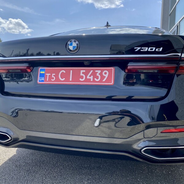 BMW 7-серии из Германии (48181)