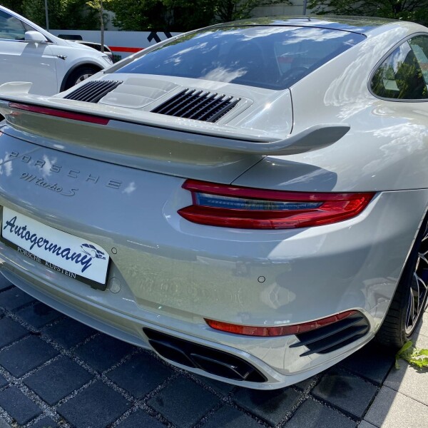 Porsche 911 из Германии (48266)