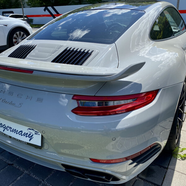 Porsche 911 из Германии (48268)