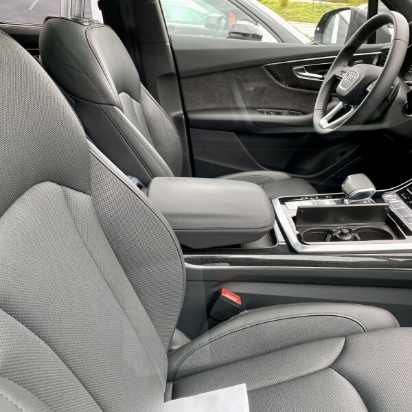 Audi Q7 из Германии (48301)