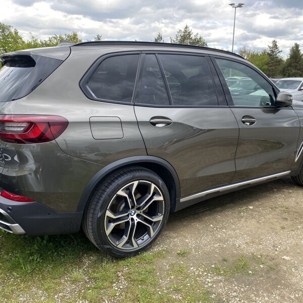 BMW X5  из Германии (48382)