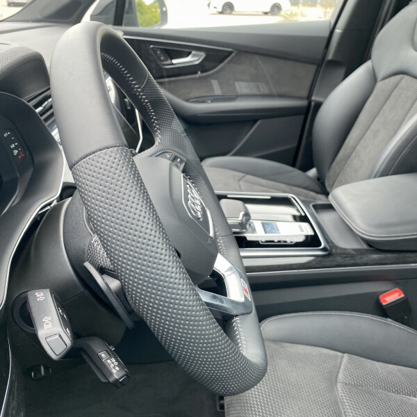 Audi Q7 из Германии (48473)