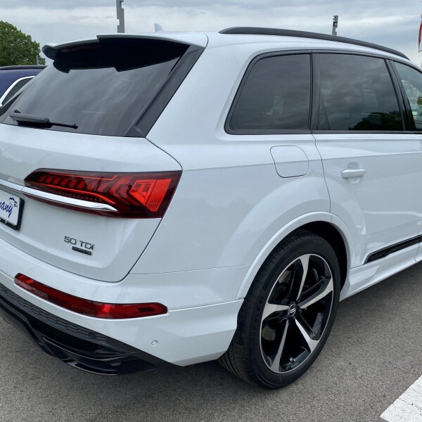 Audi Q7 из Германии (48417)