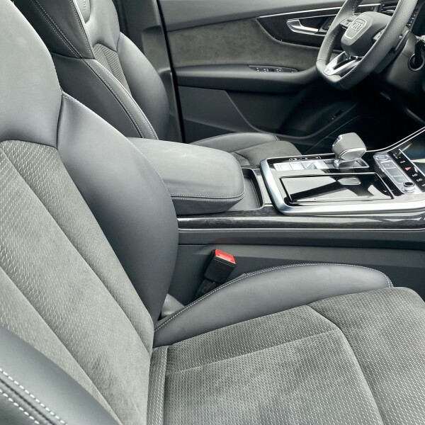 Audi Q7 из Германии (48446)