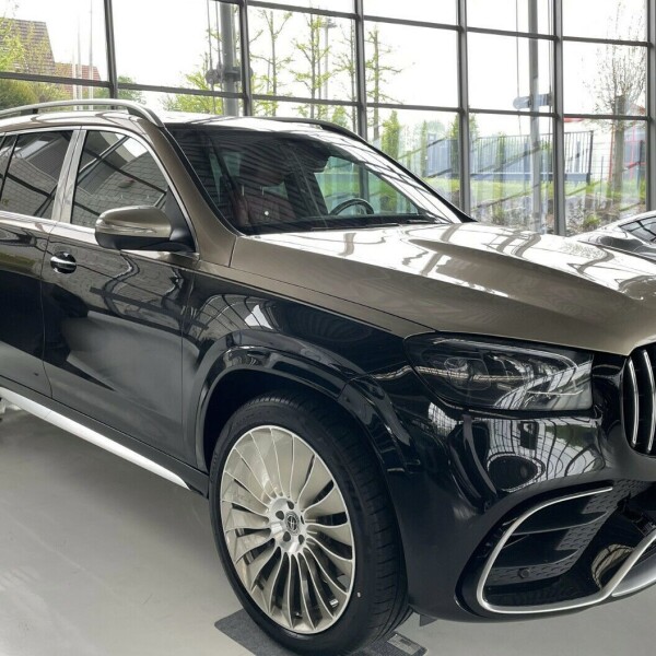 Mercedes-Benz GLS-Klasse из Германии (48482)