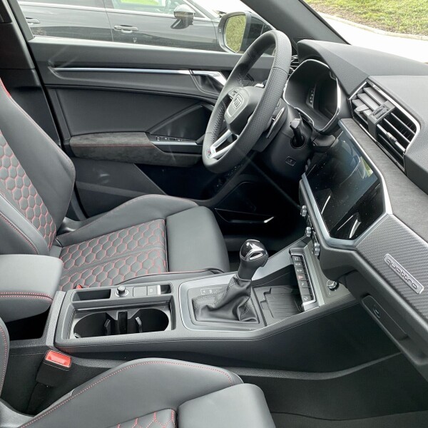 Audi RSQ3 из Германии (48593)