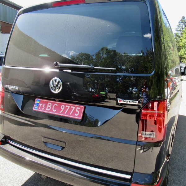 Volkswagen Multivan/Caravelle/Transporter из Германии (48641)