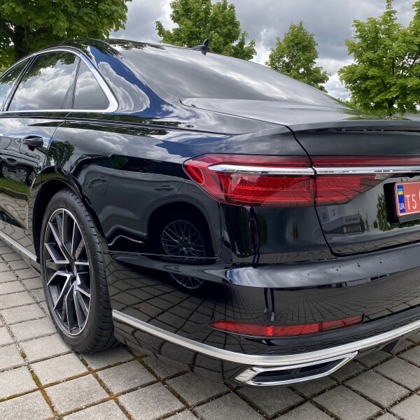 Audi A8  из Германии (48948)