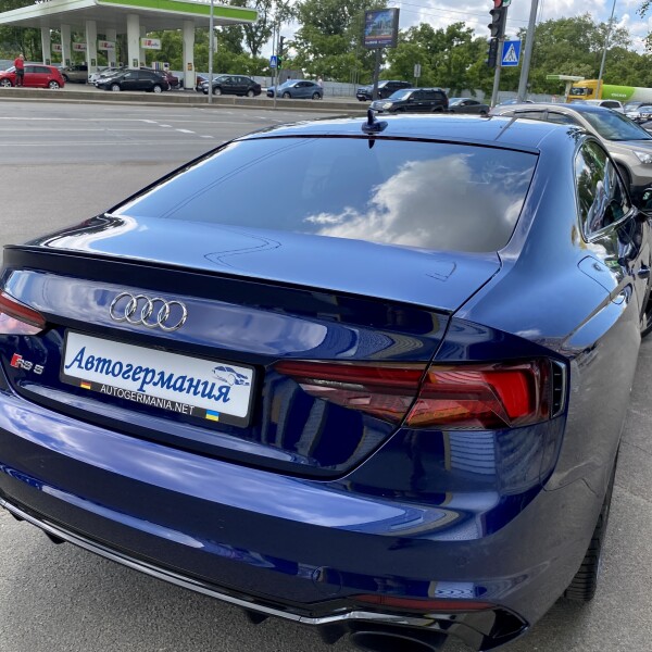 Audi RS5 из Германии (48990)
