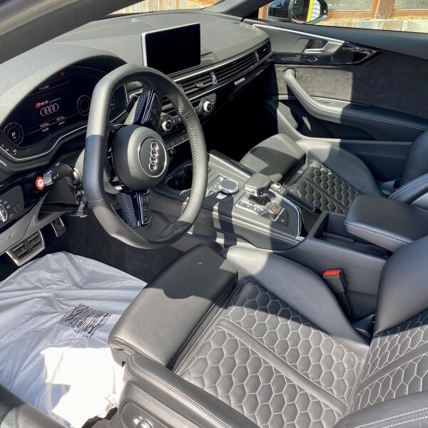 Audi RS5 из Германии (49013)