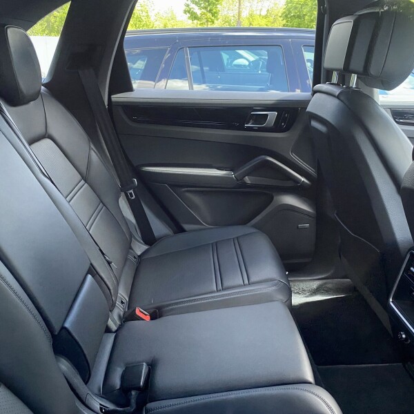 Porsche Cayenne из Германии (49239)