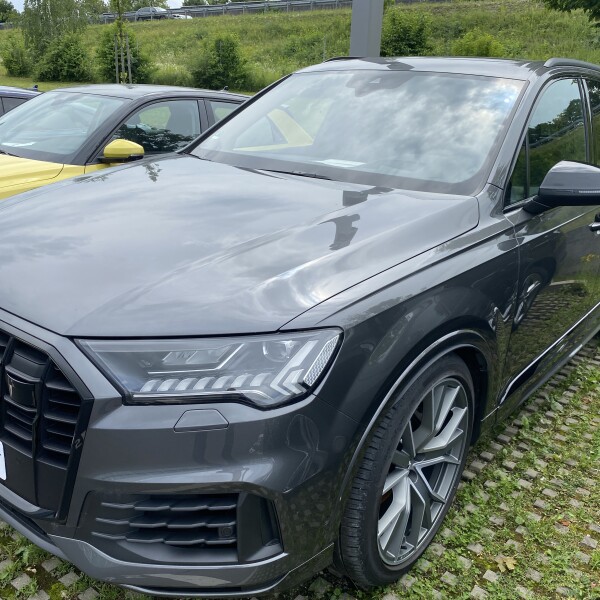 Audi Q7 из Германии (49589)