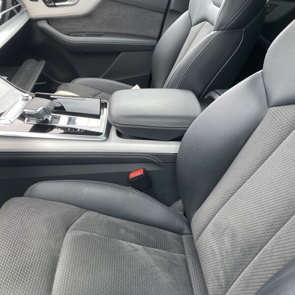 Audi Q7 из Германии (49601)