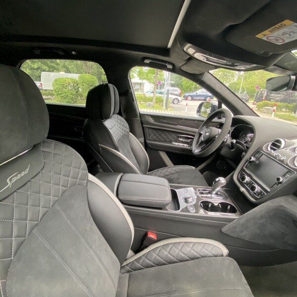 Bentley Bentayga из Германии (49761)