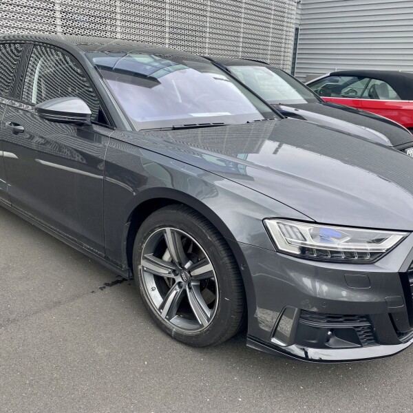 Audi A8  из Германии (50023)