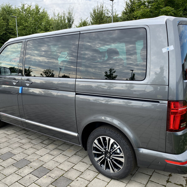 Volkswagen Multivan/Caravelle/Transporter из Германии (50108)