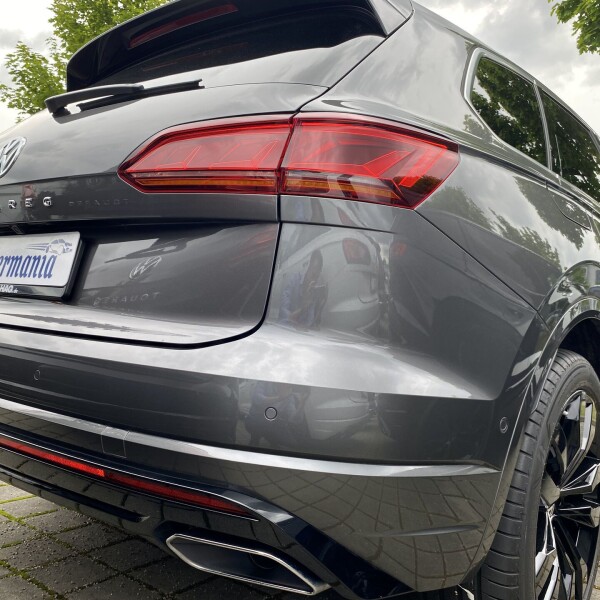 Volkswagen Touareg из Германии (50382)