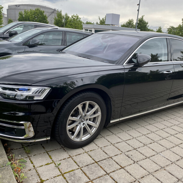 Audi A8  из Германии (50513)