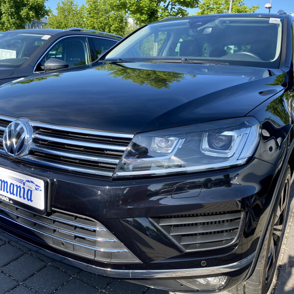 Volkswagen Touareg из Германии (50555)