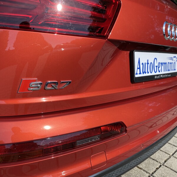 Audi SQ7 из Германии (50767)