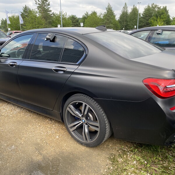 BMW 7-серии из Германии (51254)