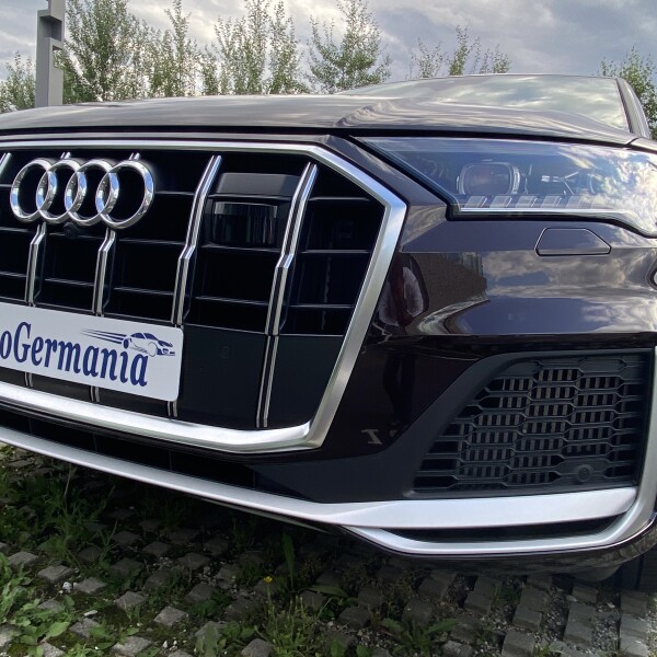 Audi SQ7 из Германии (51511)