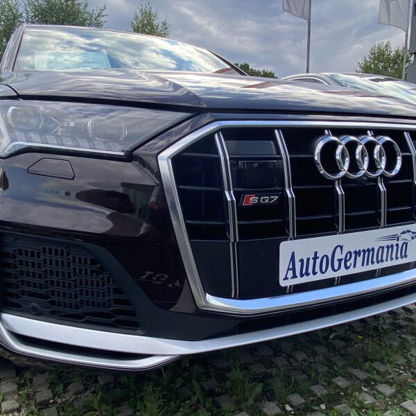Audi SQ7 из Германии (51512)