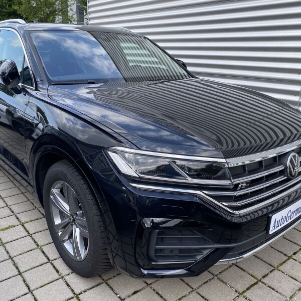 Volkswagen Touareg из Германии (51646)