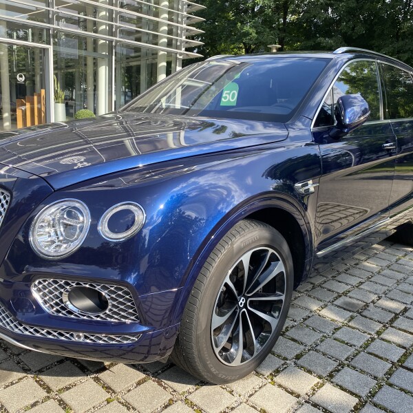 Bentley Bentayga из Германии (51737)