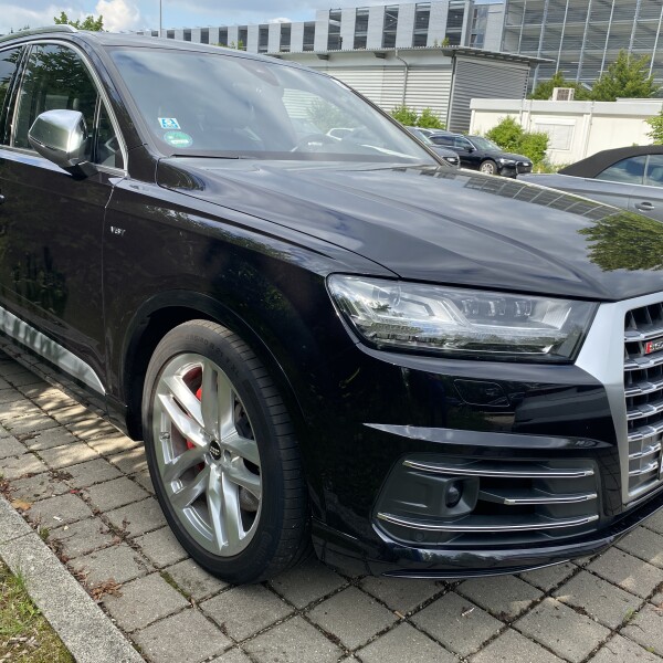 Audi SQ7 из Германии (51807)