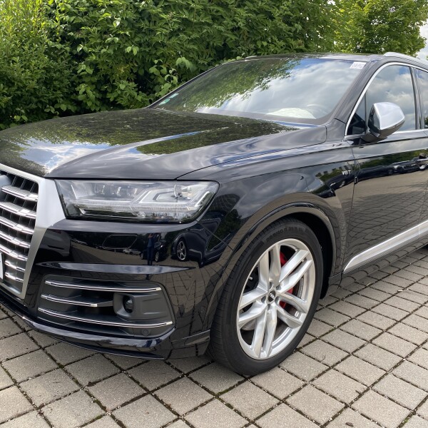 Audi SQ7 из Германии (51821)