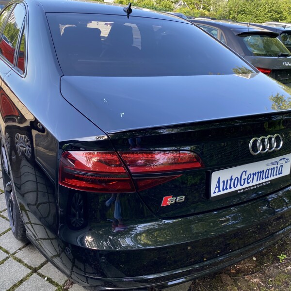 Audi S8  из Германии (52098)