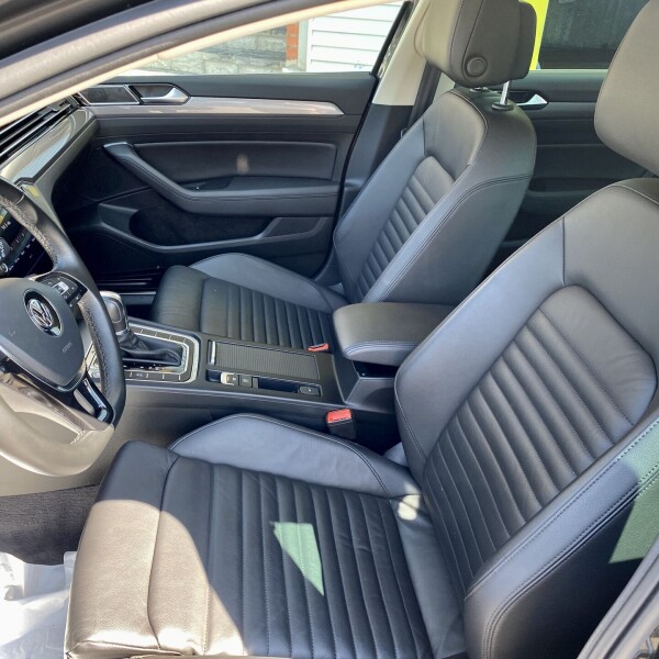 Volkswagen Alltrack из Германии (52398)