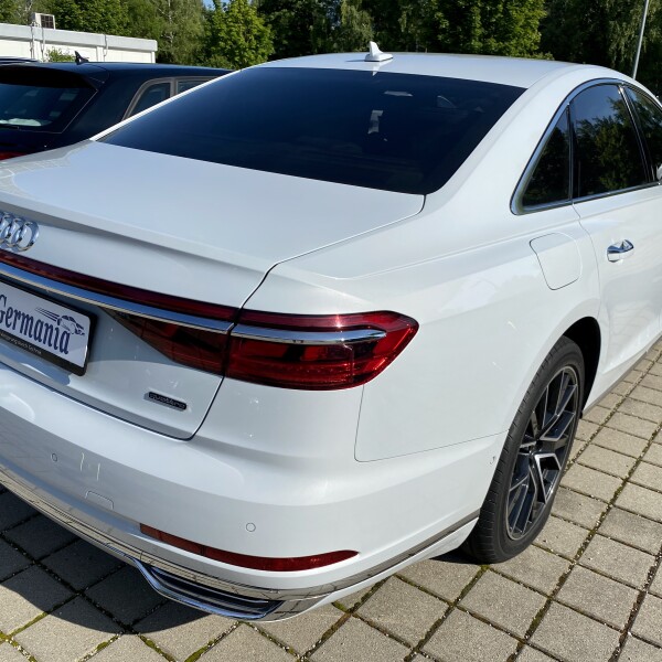 Audi A8  из Германии (52588)