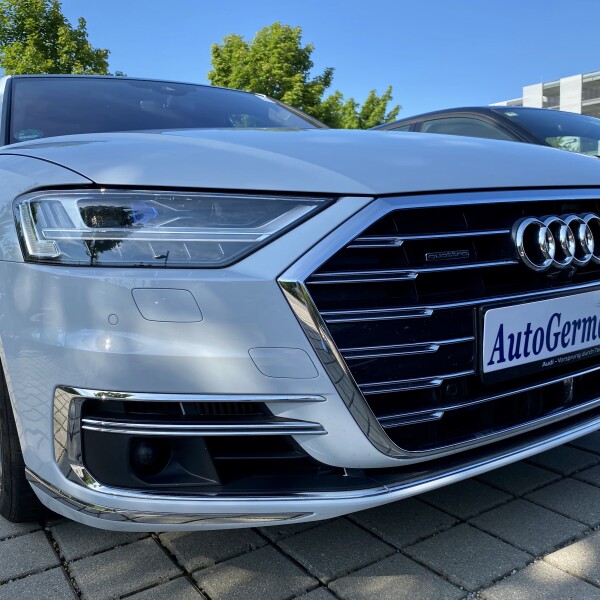 Audi A8  из Германии (52579)