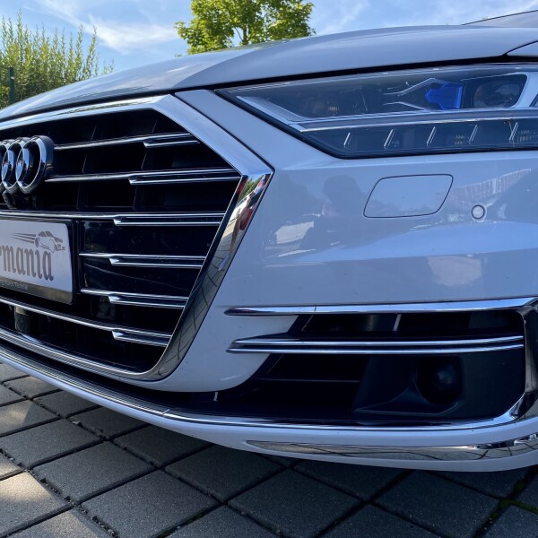 Audi A8  из Германии (52597)