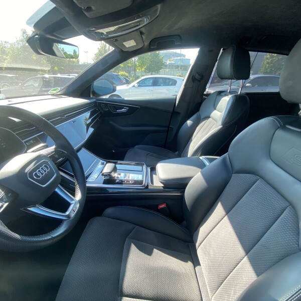 Audi Q8 из Германии (52697)