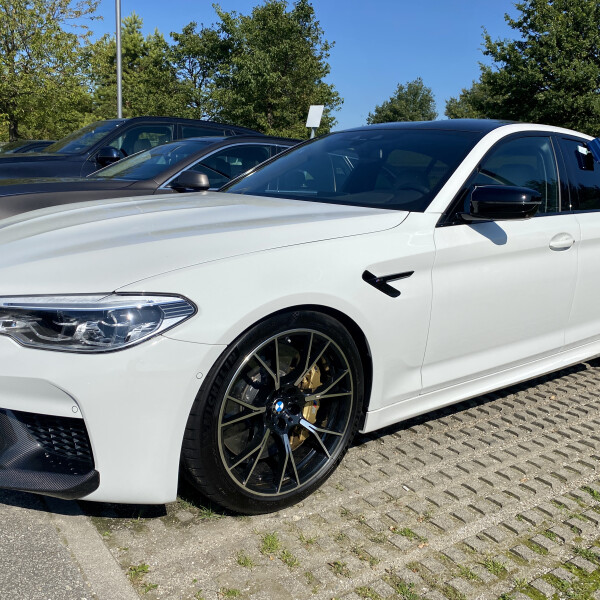 BMW M5 из Германии (52768)