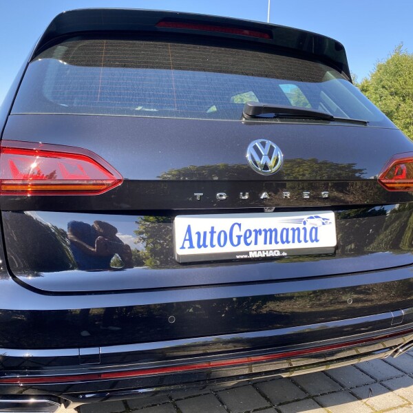 Volkswagen Touareg из Германии (52887)