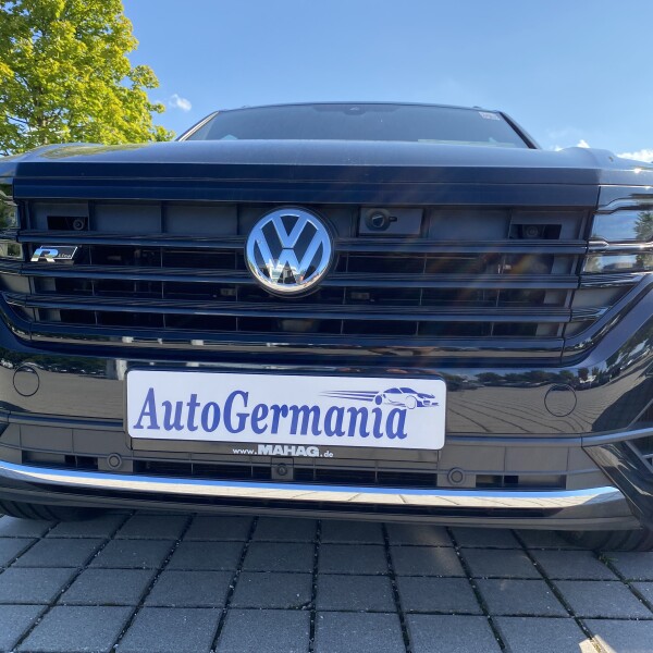 Volkswagen Touareg из Германии (52883)
