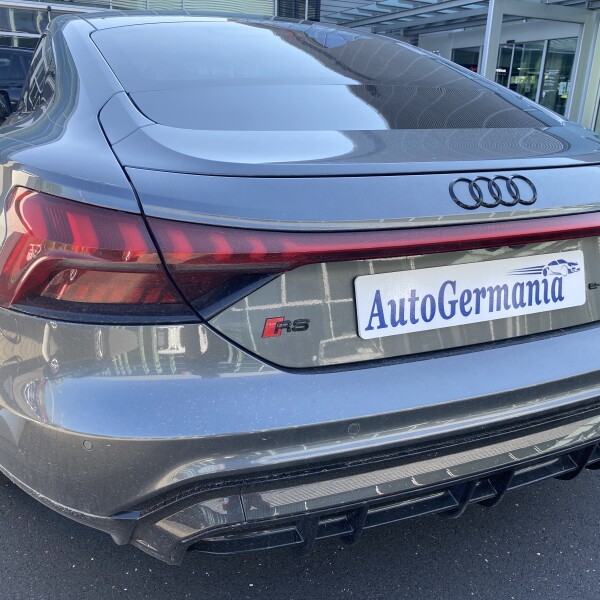 Audi e-tron GT из Германии (53451)