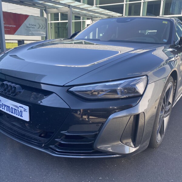 Audi e-tron GT из Германии (53441)