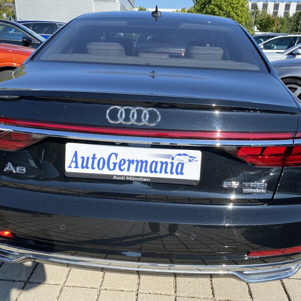 Audi A8  из Германии (53557)