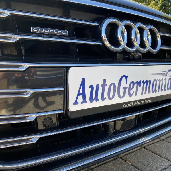 Audi A8  из Германии (53555)