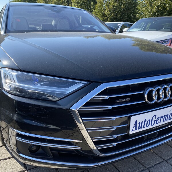 Audi A8  из Германии (53546)