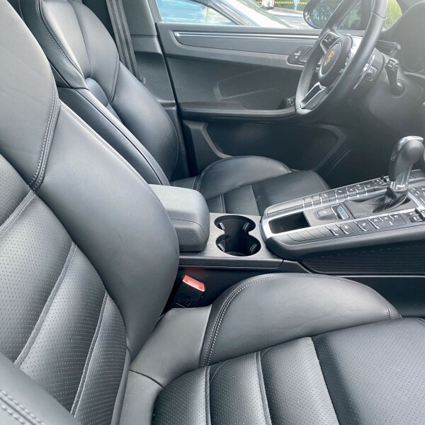 Porsche Macan из Германии (53611)