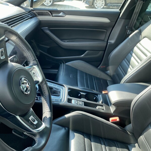 Volkswagen Passat из Германии (53685)